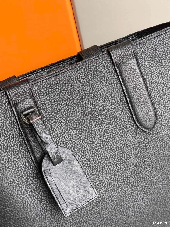 CABAS VUITTON LOUIS VOYAGE 0812